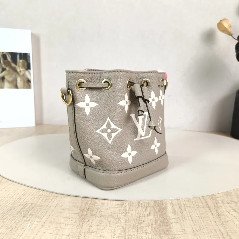 Louis Vuitton Crossbody Bag NANO NOÉ Bucket Bag Nano · White Empreinte Embossed Calfskin nano 13 × 10 × 16 cm — cover view 2 of 5