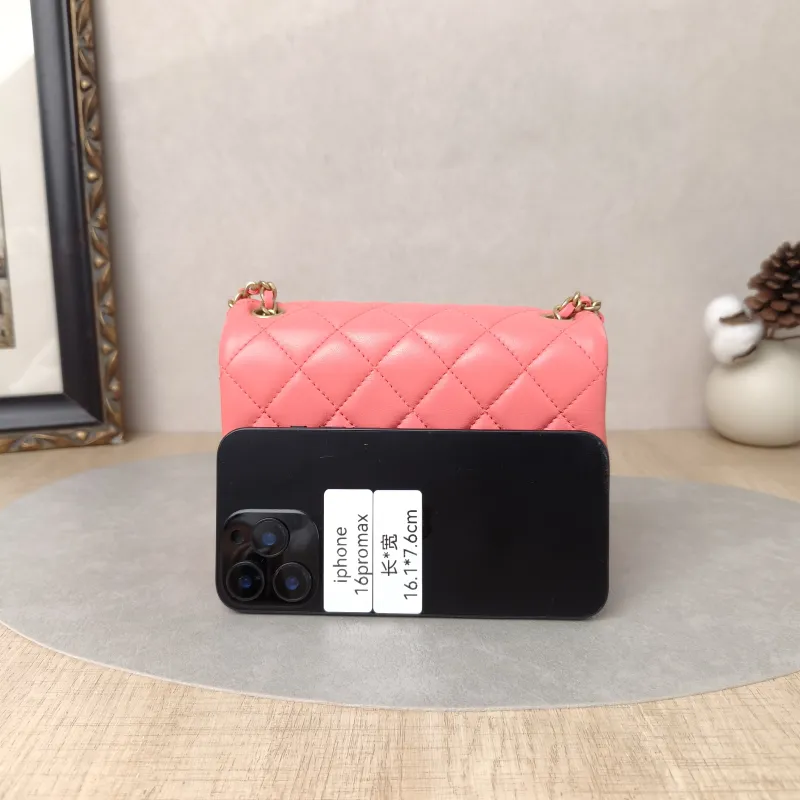 Chanel Crossbody Bag Pink Lambskinmini17 × 8 × 13.5 cm — cover view 3 of 6
