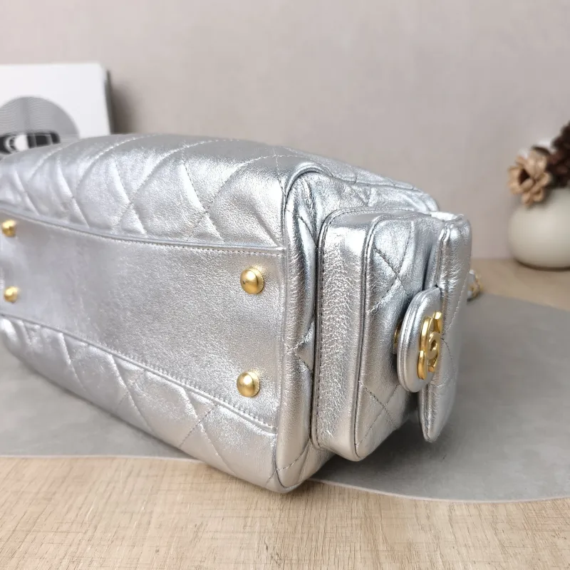 Chanel Shoulder Bag 25k Bowling Bag Silver Calfskin Small 24 × 11.5 × 15.5 cm — detail view 11 of 14