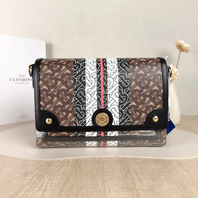 BURBERRY Crossbody Bag note Messenger Bag Colorblock PVC One Size 25 × 8 × 18 cm