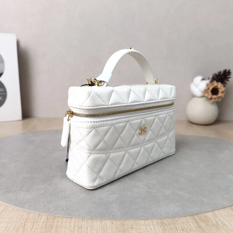 Chanel Top Handle Bag lp White Gold Grained Calfskin One Size 19.5 × 5 × 17 cm — cover view 2 of 7