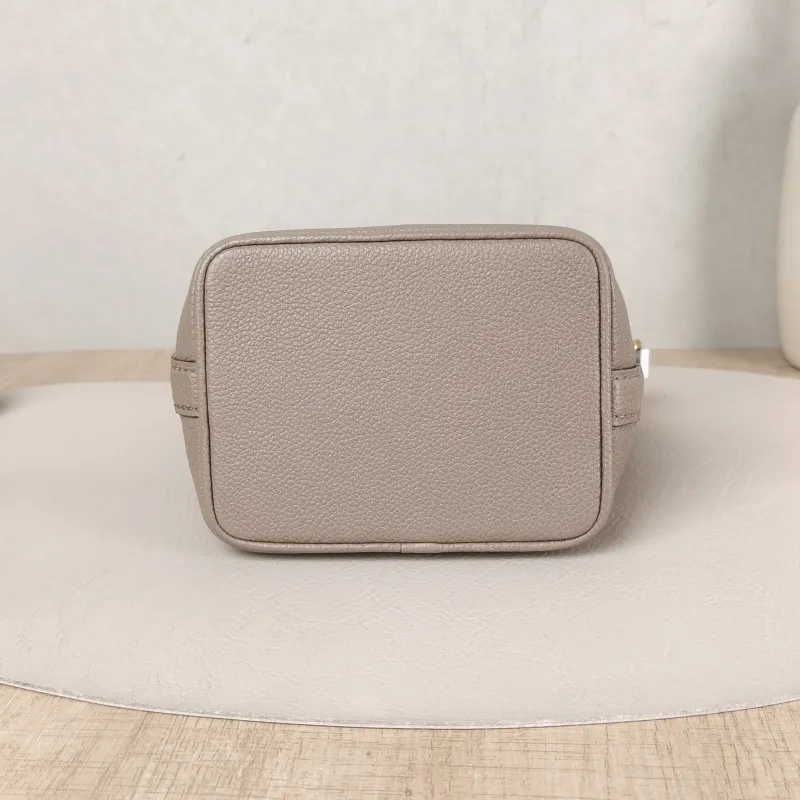 Louis Vuitton Crossbody Bag NANO NOÉ Bucket Bag Nano · White Empreinte Embossed Calfskin nano 13 × 10 × 16 cm — cover view 3 of 5