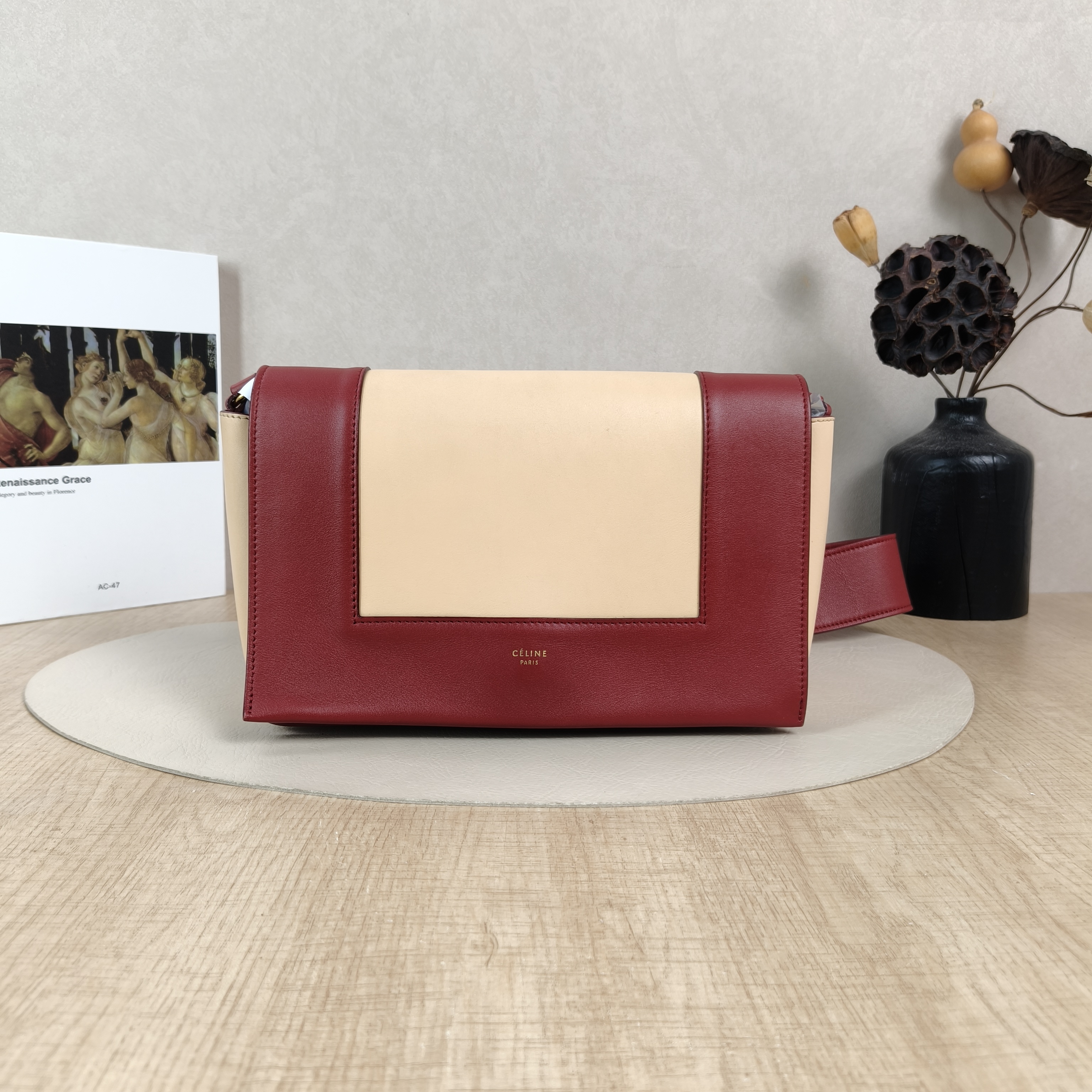 CELINE Crossbody Bag Frame Shoulder Bag Colorblock Calfskin Medium25 × 10.5 × 15 cm