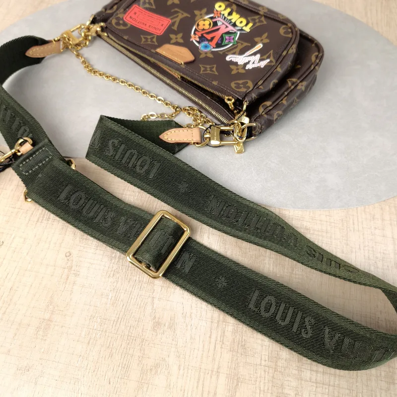 Louis Vuitton Crossbody Bag Multi Pochette Accessoires Shoulder Strap PVC Small 24 × 4 × 13.5 cm — detail view 12 of 12