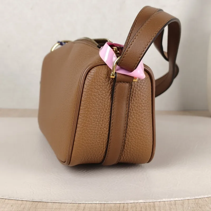 GUCCI Shoulder Bag Half Horsebit Horsebit Shoulder Bag Brown Calfskinmini19 × 9 × 9.5 cm — detail view 4 of 9