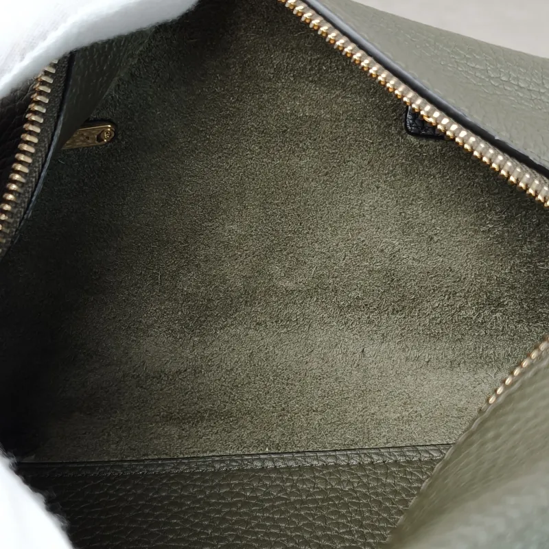 DELVAUX Top Handle Bag Cool Box Box Shoulder Bag Colorblock Calfskinmini21 × 11 × 13 cm — detail view 10 of 17
