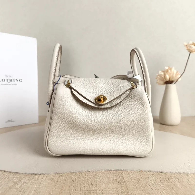 Hermès Crossbody Bag Lindy Mini 19 10 TC Calfskin Mini 19 × 9.5 × 13 cm k