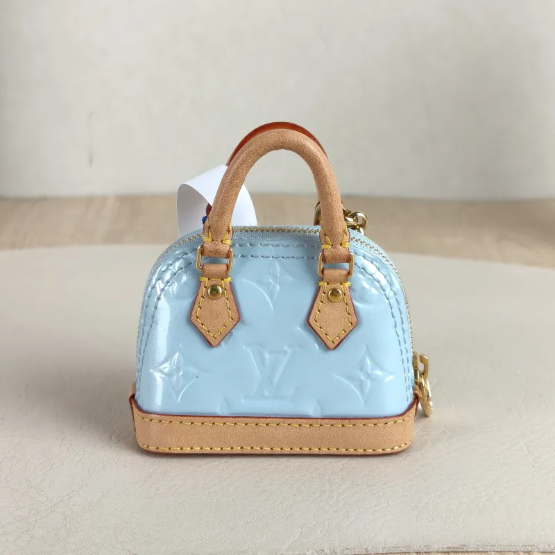 Louis Vuitton Key Ring alma Key Ring Blue Patent Leather One Size 8 × 3.5 × 6 cm