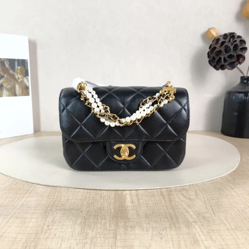 Chanel Crossbody Bag Pearl Black Calfskin Small 19 × 6 × 13 cm
