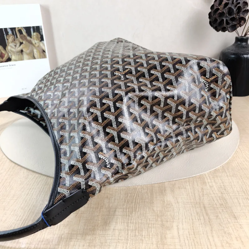 GOYARD Shoulder Bag Boheme Hobo​ Black ine Canvas Small 43 × 14 × 27 cm — detail view 9 of 15