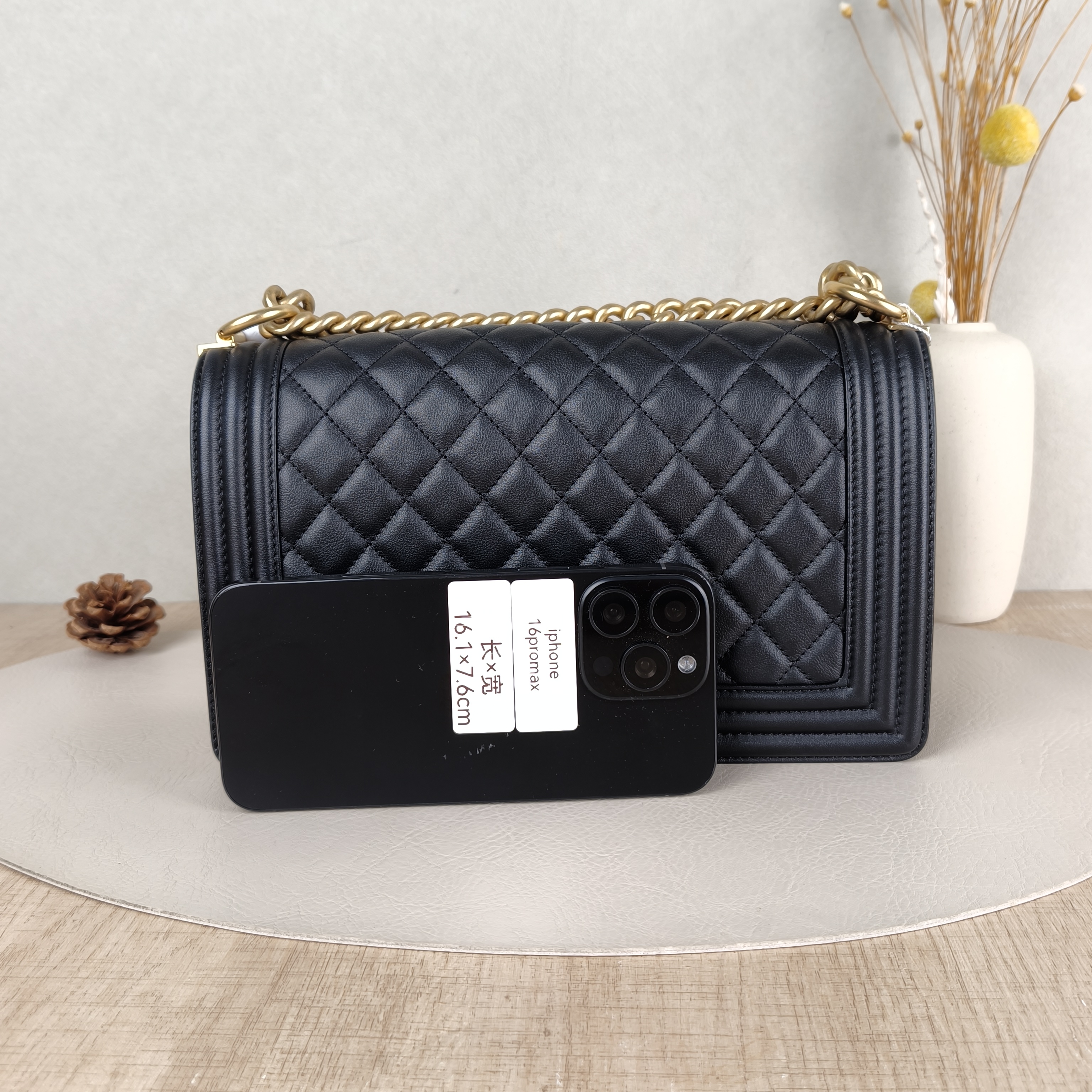 Chanel Crossbody Bag Le BoyBlack Calfskin Medium25 × 9 × 15 cm — cover view 3 of 6