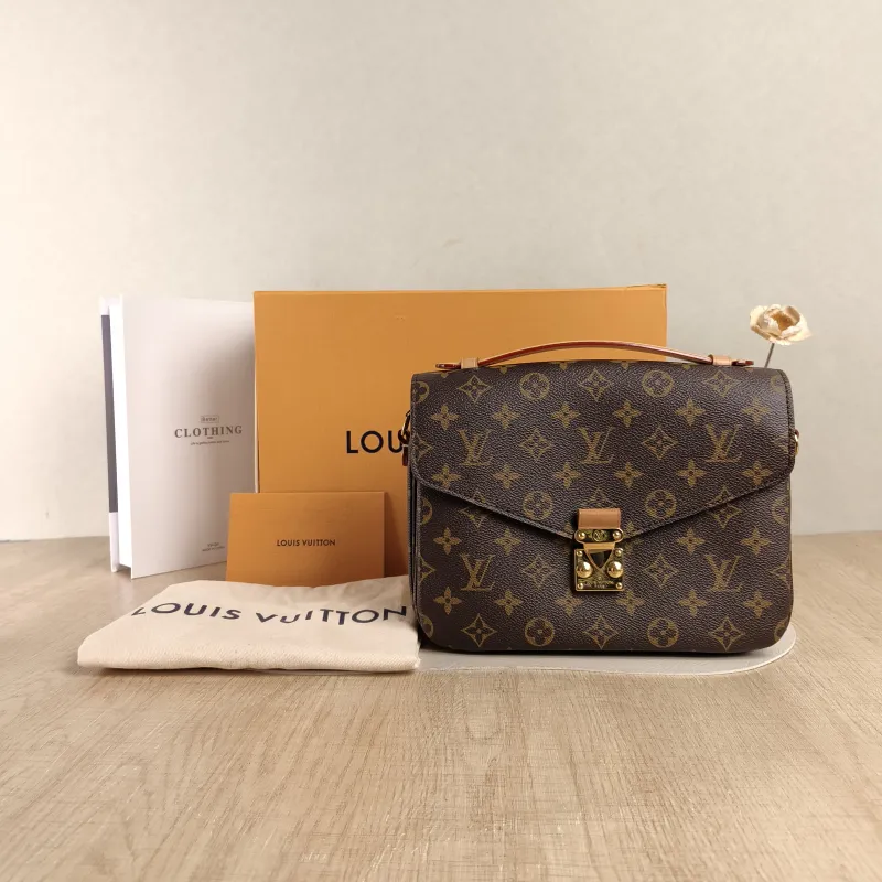 Louis Vuitton Crossbody Bag Pochette Métis Monogram PVC Medium25 × 7 × 19 cm — cover view 3 of 6