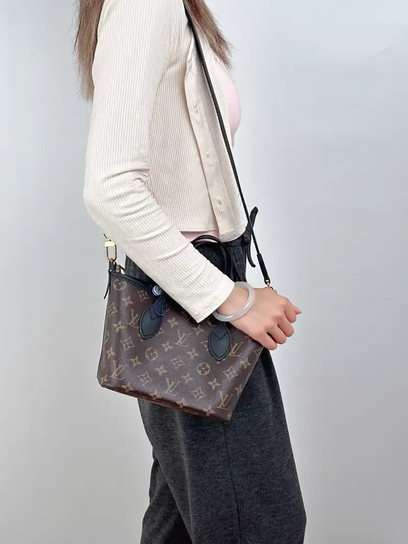 Louis Vuitton Crossbody Bag NEVERFULL INSIDE OUT BB Black PVC · Calfskin BB26.5 × 11 × 16.5 cm — on-model view 3 of 3