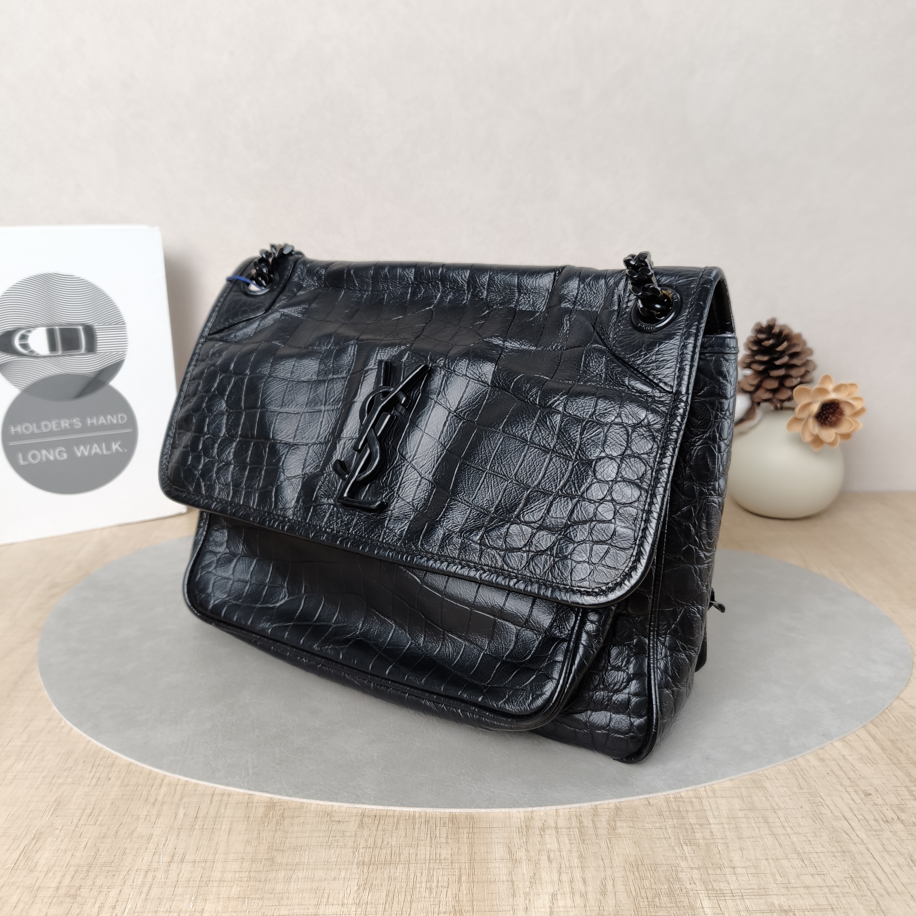 SAINT LAURENT Crossbody Bag Niki Black Calfskin Medium28 × 8.5 × 20 cm — cover view 2 of 5
