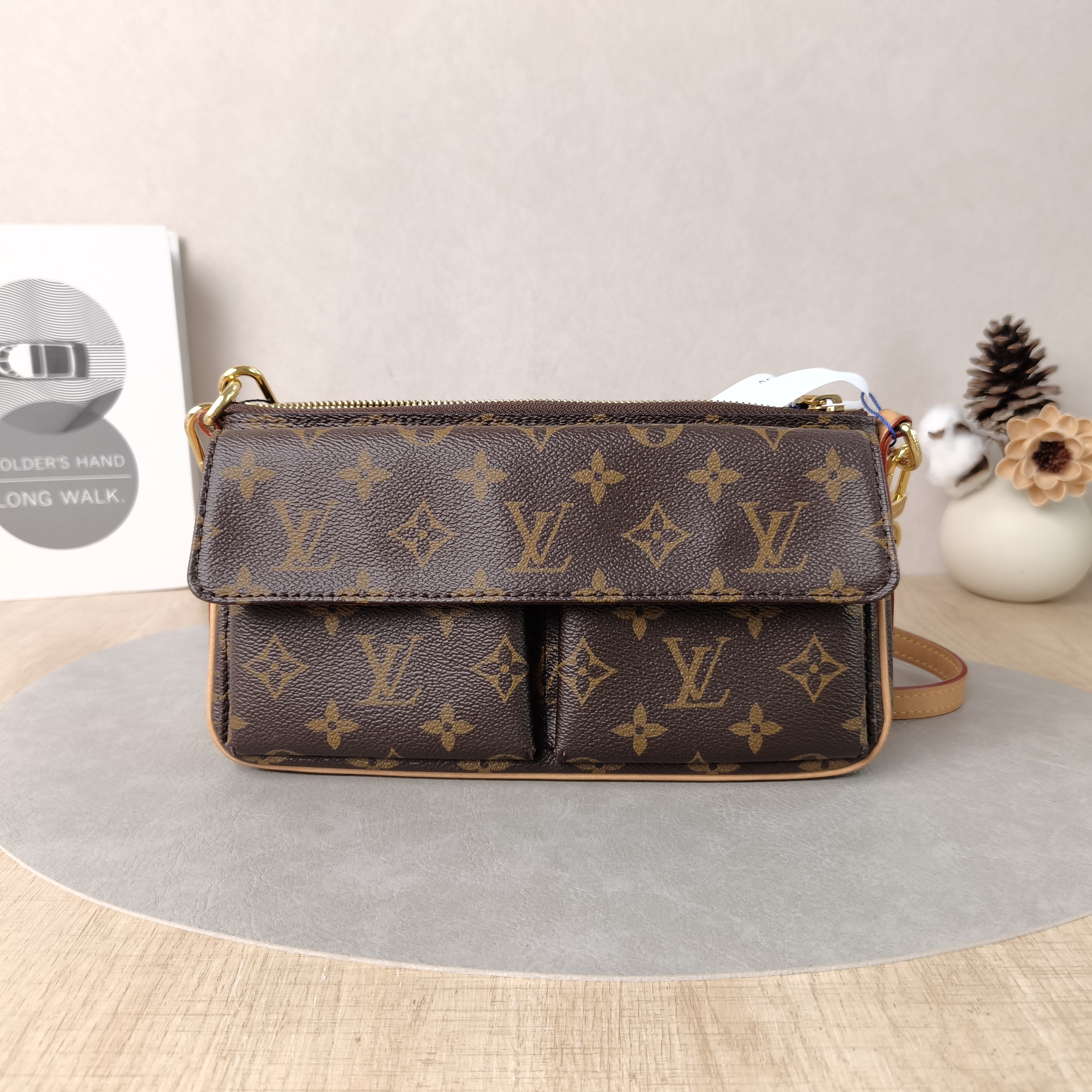 Louis Vuitton Shoulder Bag Vivacité Monogram PVC One Size25 × 8 × 15 cm