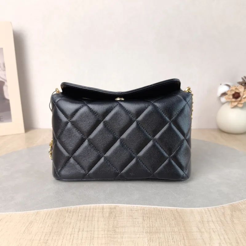 Chanel Crossbody Bag hobo Black Lambskin One Size 20 × 5 × 16.5 cm — cover view 6 of 6