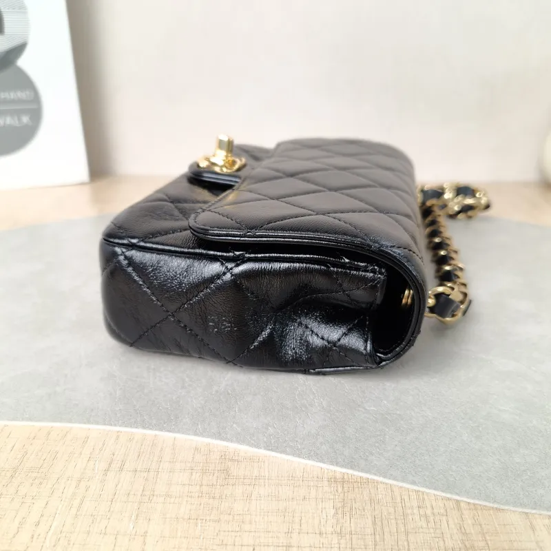 Chanel Shoulder Bag cf mini Black Waxed Leather mini 20 × 5 × 12 cm — detail view 4 of 12
