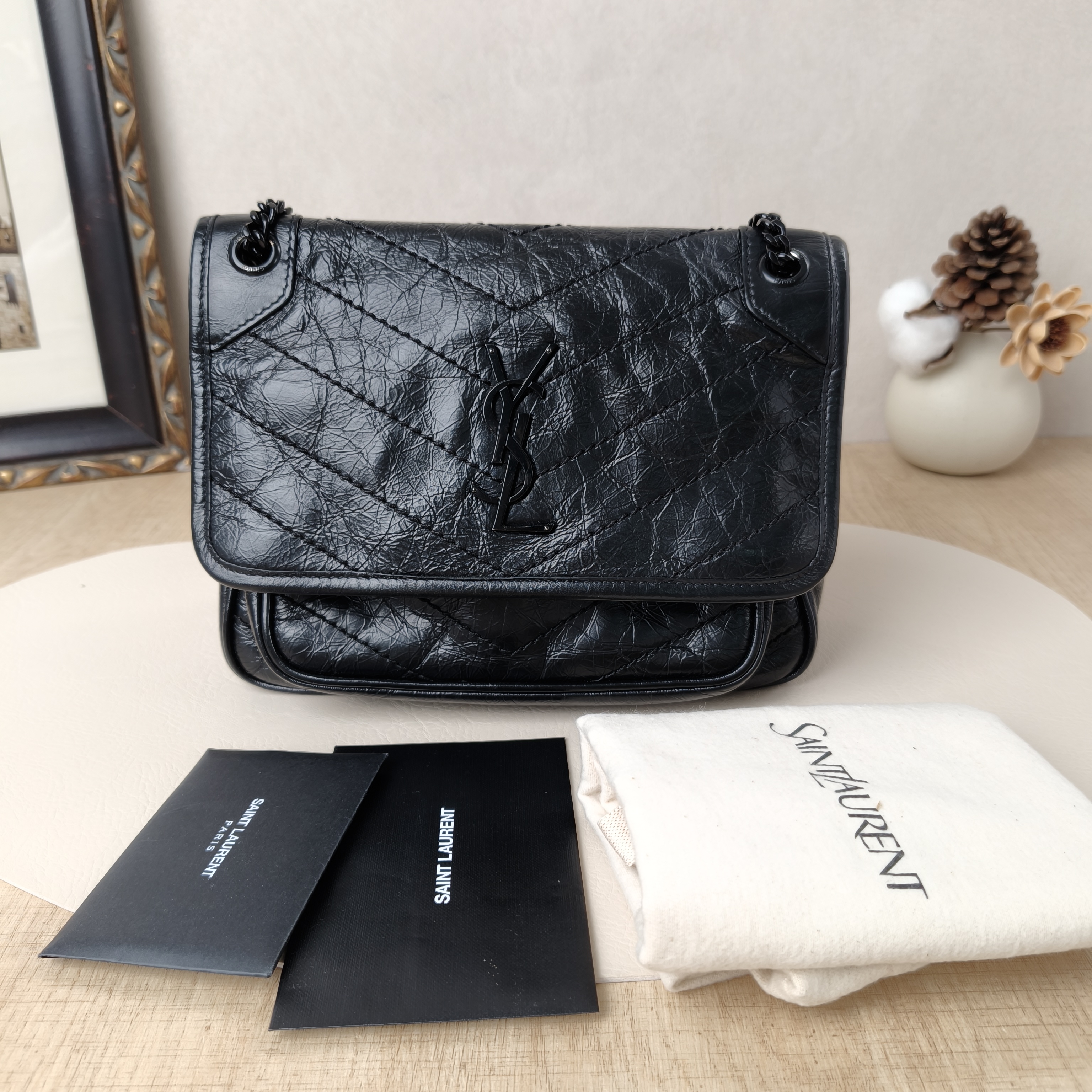 SAINT LAURENT Crossbody Bag Niki Black D Waxed Leather Small21 × 7.5 × 16 cm — cover view 9 of 11