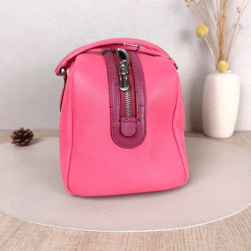 LOEWE Top Handle Bag Red Calfskin One Size 25 × 16 × 17 cm — detail view 10 of 13