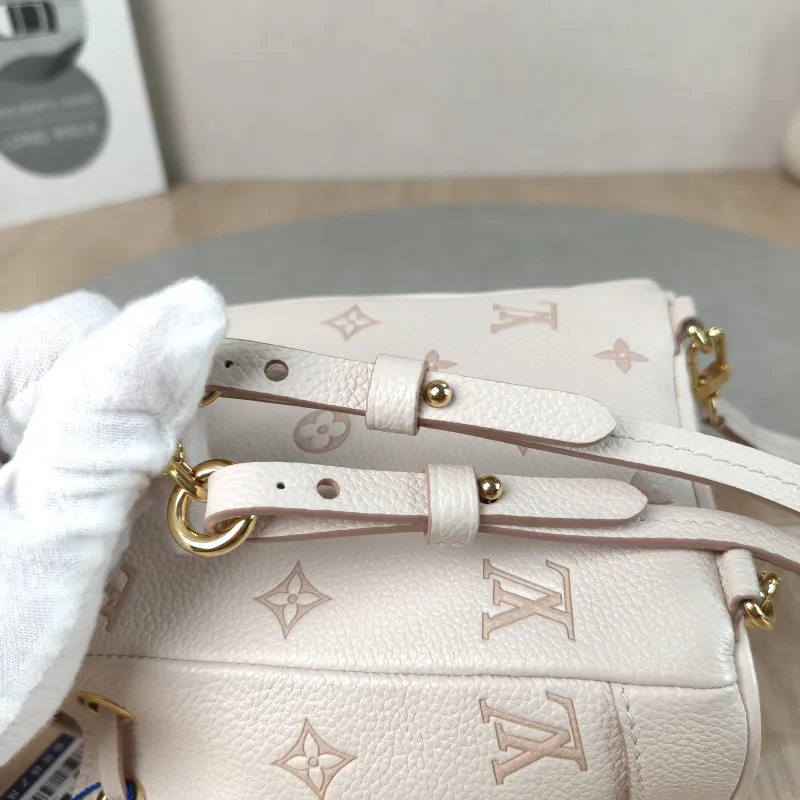 Louis Vuitton Backpack NANO NOÉ Backpack Beige Calfskin nano 15 × 10 × 19 cm — detail view 6 of 12