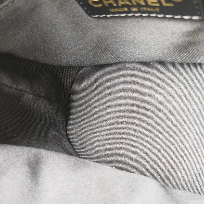 Chanel Backpack Backpack Black Lambskin One Size17 × 12 × 16 cm — detail view 10 of 13
