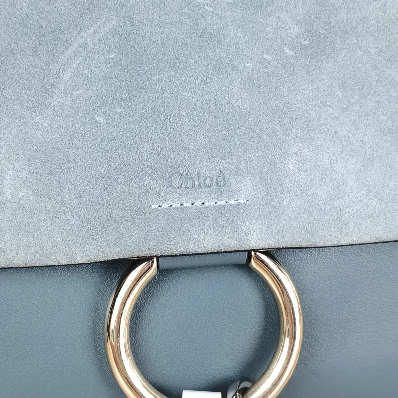 Chloé Shoulder Bag faye Crossbody Bag Grey Suede One Size 32 × 2 × 21.5 cm — detail view 3 of 12