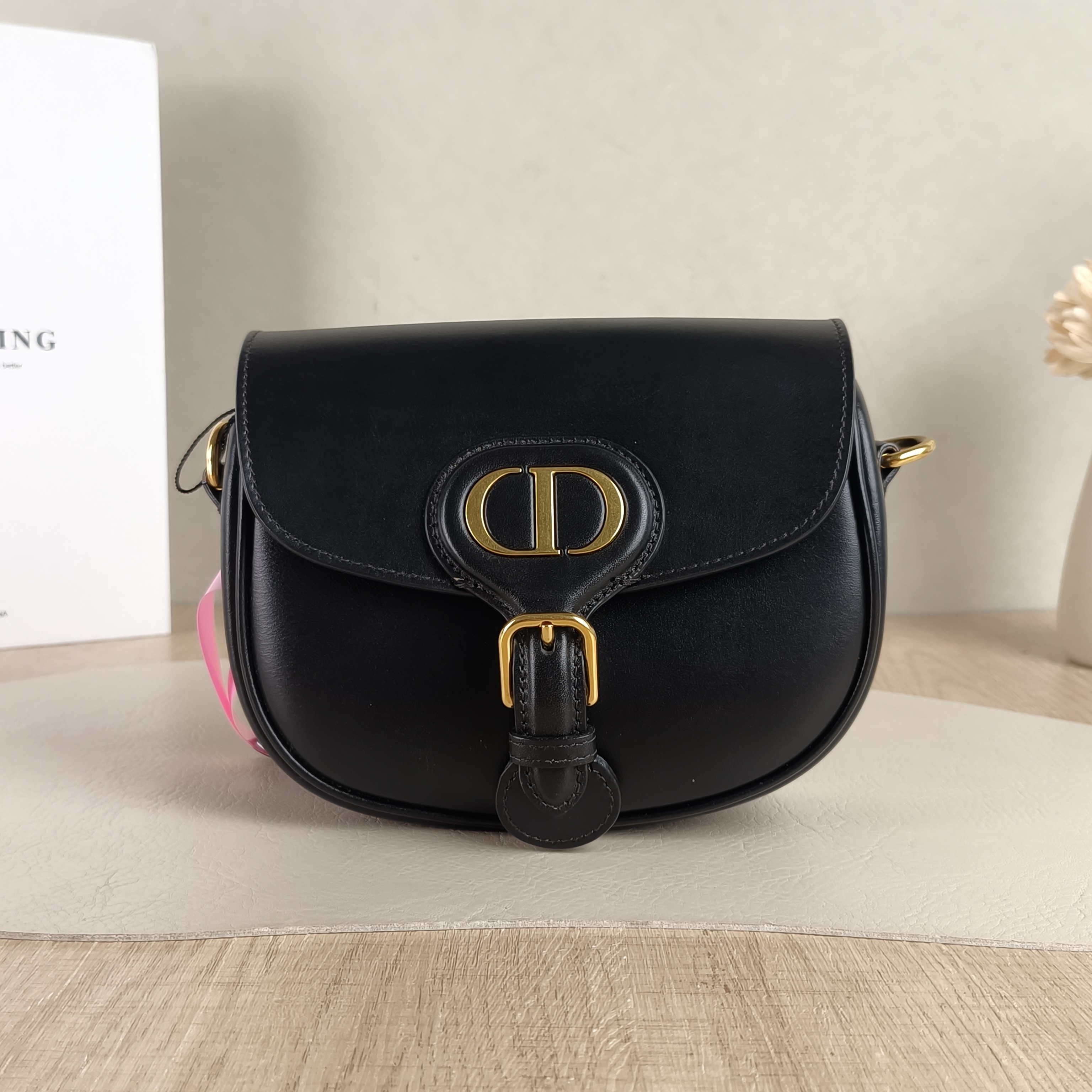 DIOR Crossbody Bag Bobby Black Calfskin Small18 × 5 × 14 cm