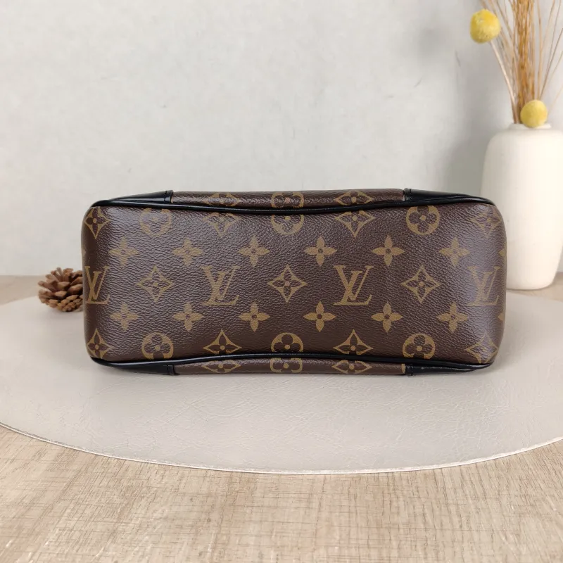 Louis Vuitton Crossbody Bag Boulogne PVC Small 26 × 9.5 × 16 cm — cover view 4 of 5