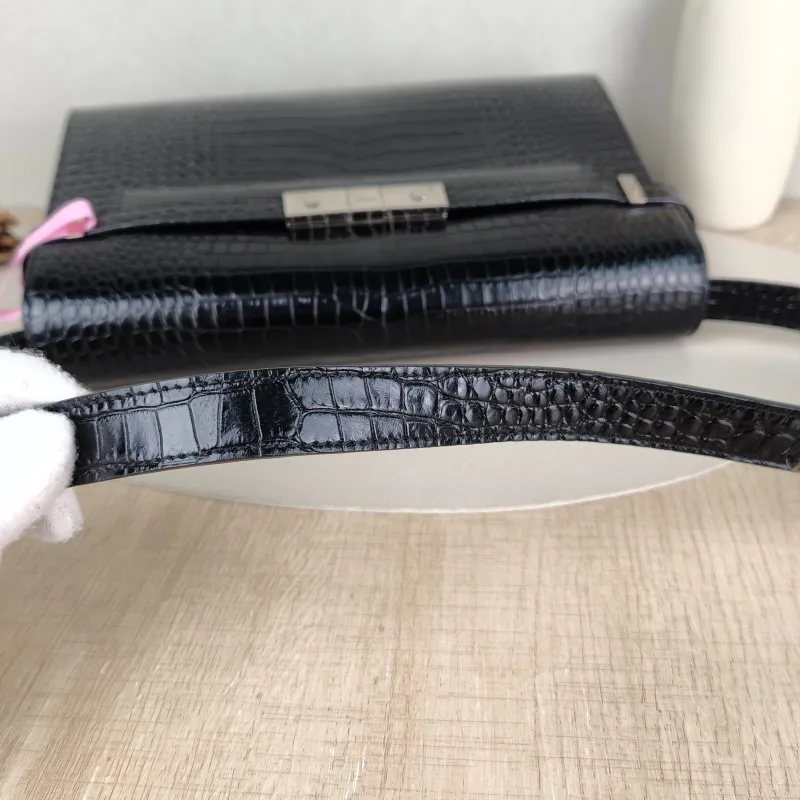 SAINT LAURENT Shoulder Bag MANHATTAN Black Embossed Calfskin Medium 29 × 7.5 × 20 cm — detail view 8 of 10