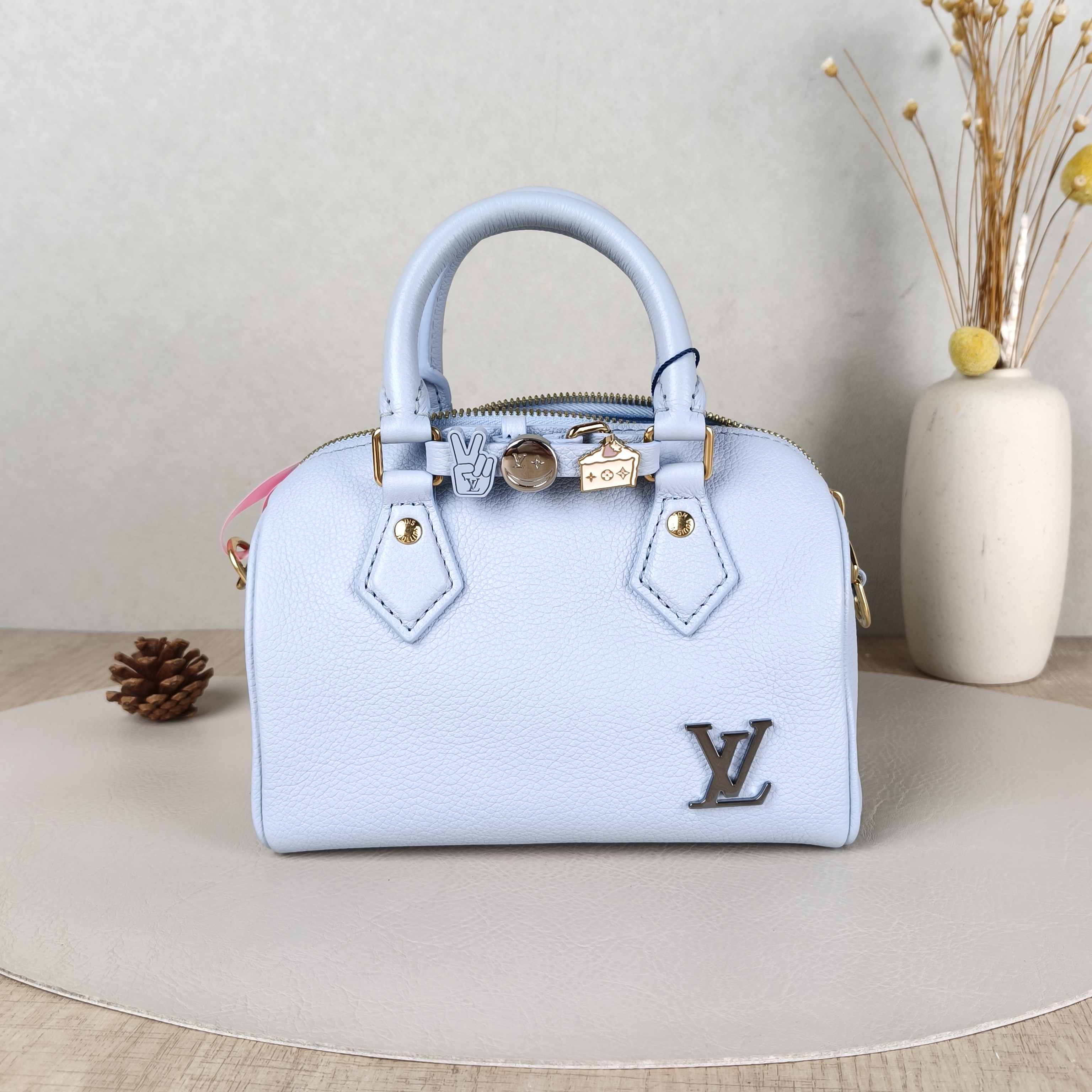 Louis Vuitton Crossbody Bag Speedy 18 LV&I Calfskin One Size18 × 10 × 12 cm