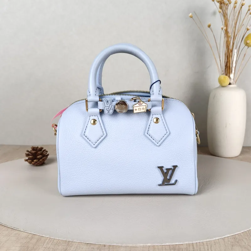 Louis Vuitton Crossbody Bag Speedy 18 LV&I Calfskin One Size18 × 10 × 12 cm