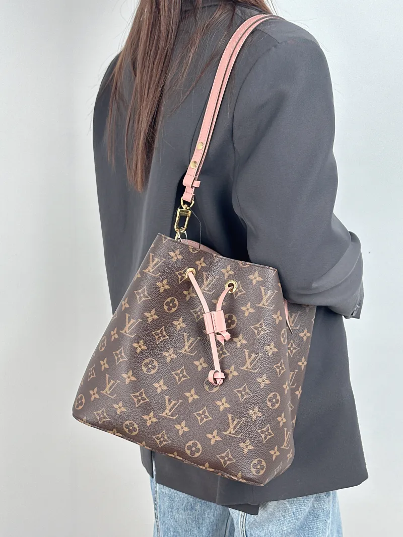 Louis Vuitton Shoulder Bag NÉONOÉ Bucket Bag PVC Medium 26 × 17.5 × 26 cm — on-model view 1 of 2
