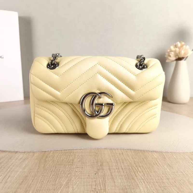 GUCCI Crossbody Bag GG Marmont Small Marmont 22 Yellow Lambskin Small 22 × 6 × 13 cm