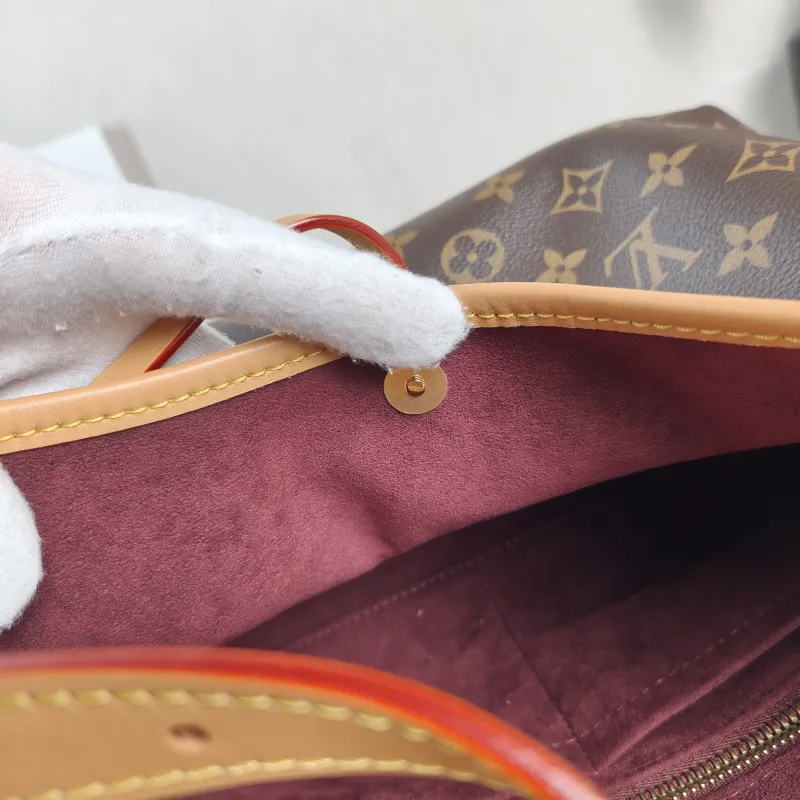 Louis Vuitton Crossbody Bag Carryall Monogram PVC Small 29 × 12 × 24 cm — detail view 4 of 12