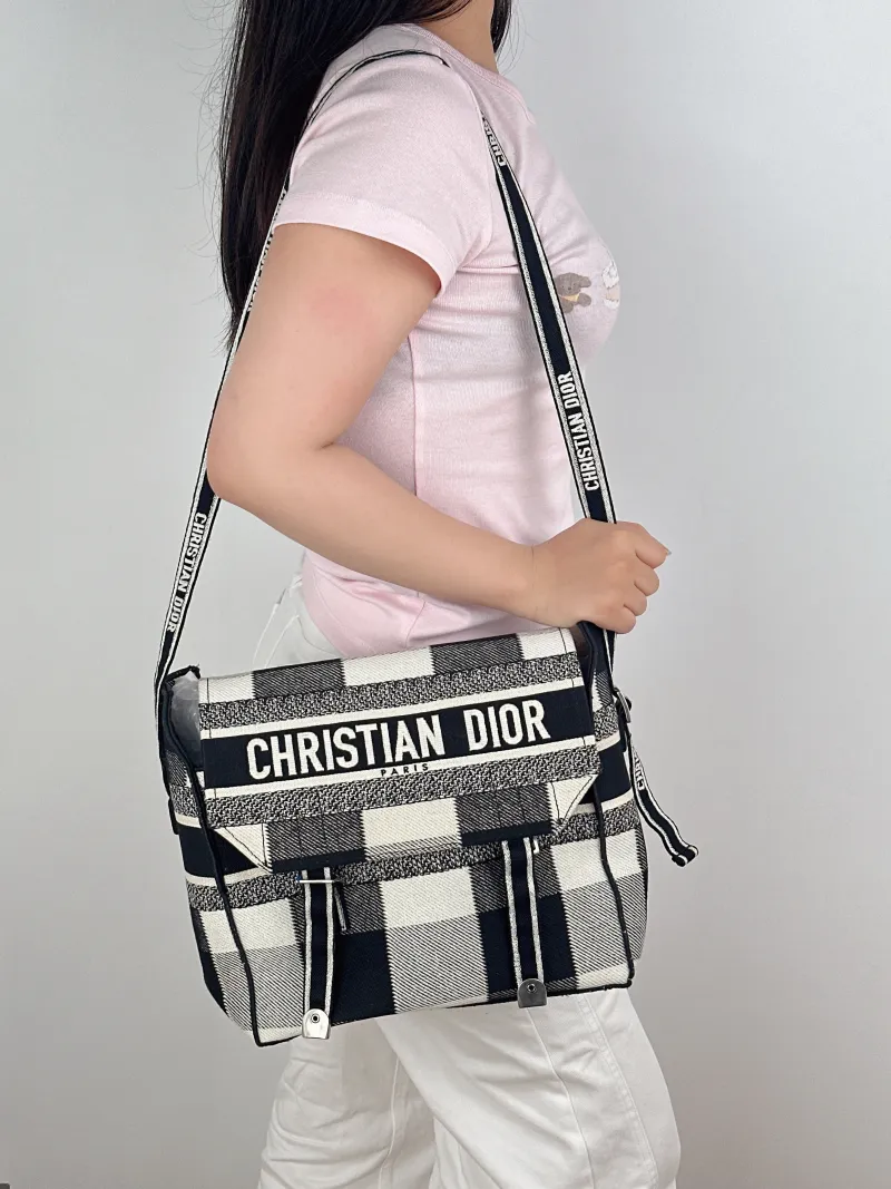 DIOR Crossbody Bag camp Messenger Bag Colorblock Canvas Medium29 × 12 × 22 cm — on-model view 1 of 2
