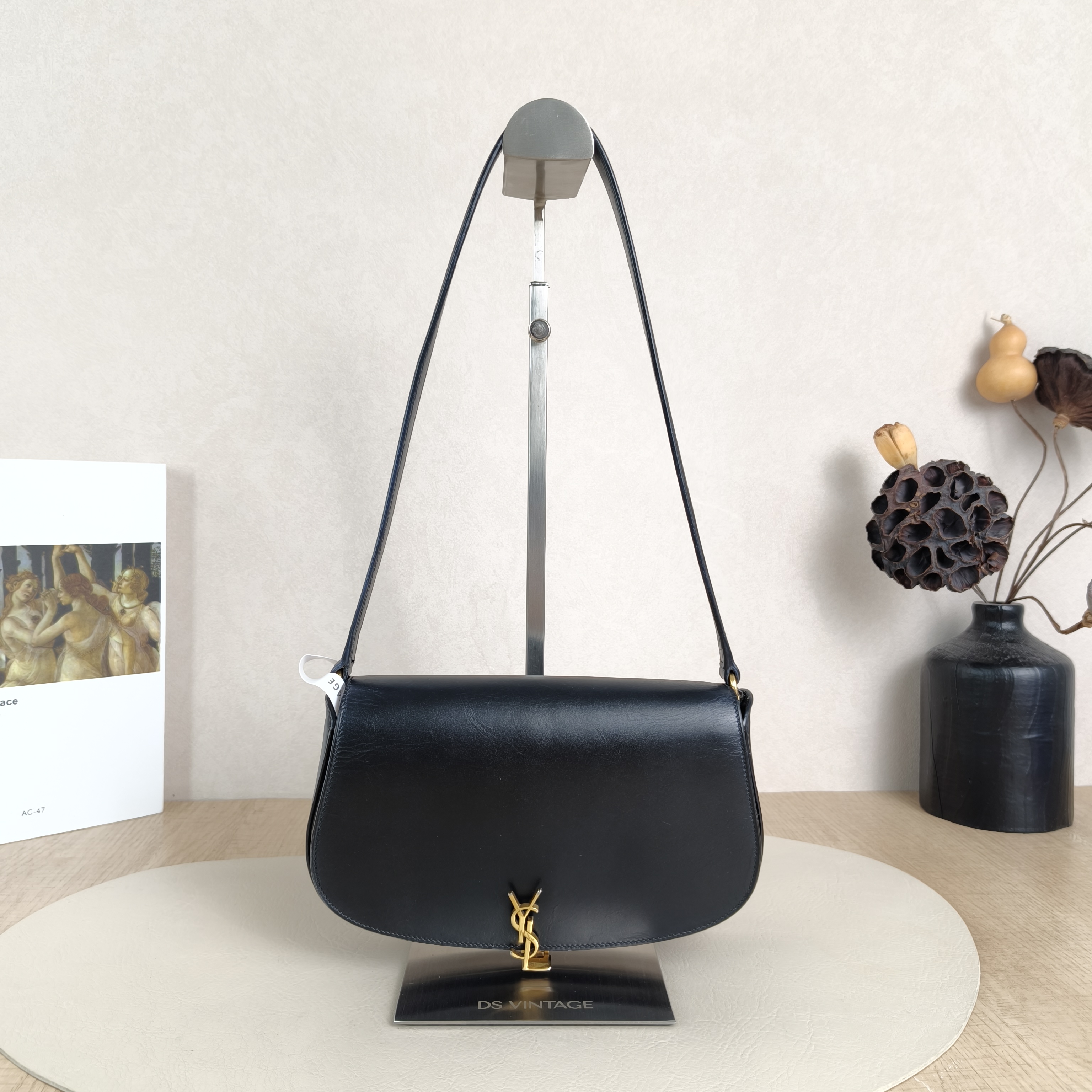 SAINT LAURENT Crossbody Bag VOLTAIRE Shoulder Bag Black Calfskin One Size21 × 4.5 × 11 cm
