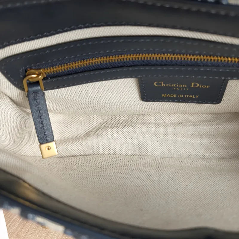 DIOR Crossbody Bag Streetchic Crossbody Bag Blue Canvas Small 24 × 5 × 12.5 cm — detail view 6 of 10