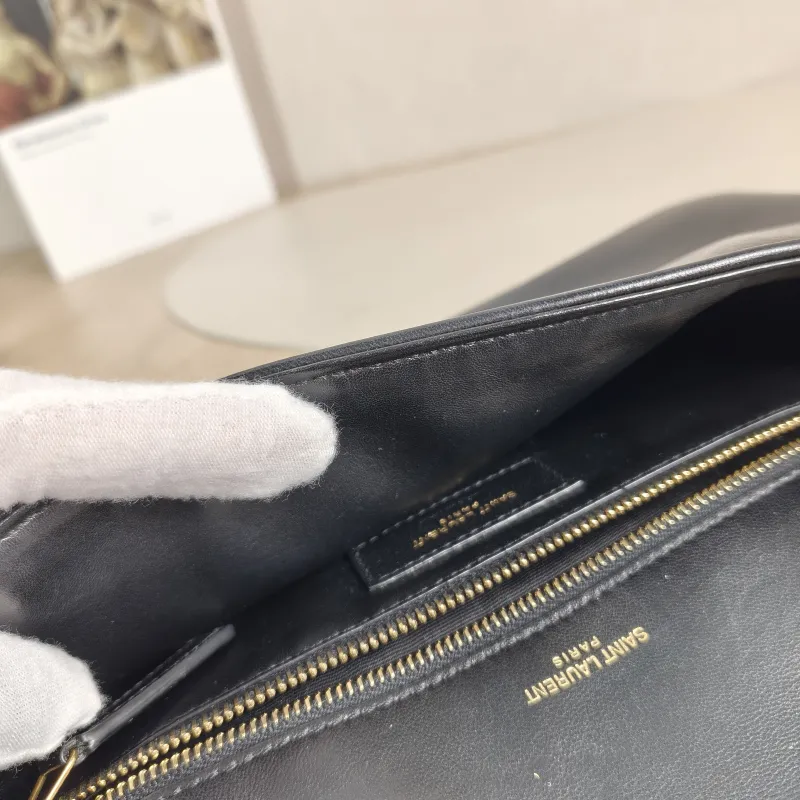 SAINT LAURENT Shoulder Bag Shoulder Crossbody Bag Black with Gold-Tone Hardware Lambskin One Size26 × 4 × 14 cm — detail view 5 of 13