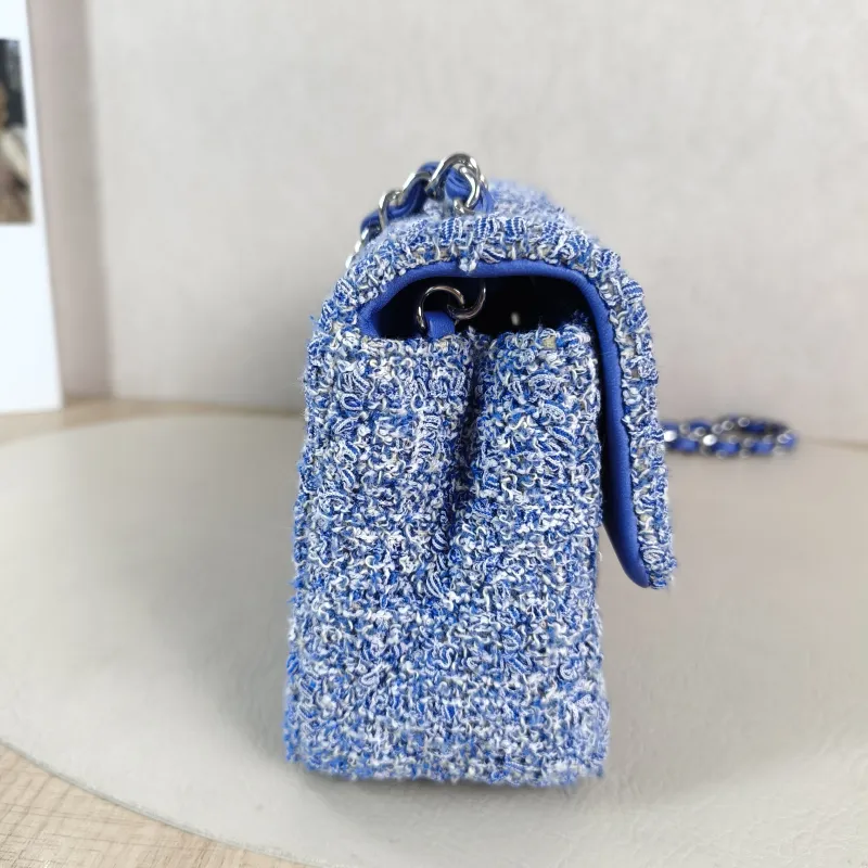 Chanel Crossbody Bag Classic Flap Large Mini CF Mini Blue mini 20 × 6 × 12 cm — detail view 1 of 11