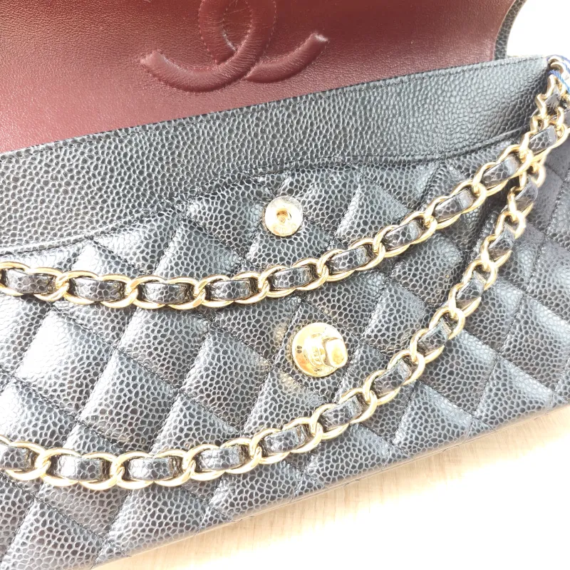 Chanel Crossbody Bag Classic Flap CF Black Grained Calfskin Medium 25.5 × 6.5 × 15.5 cm — detail view 14 of 14