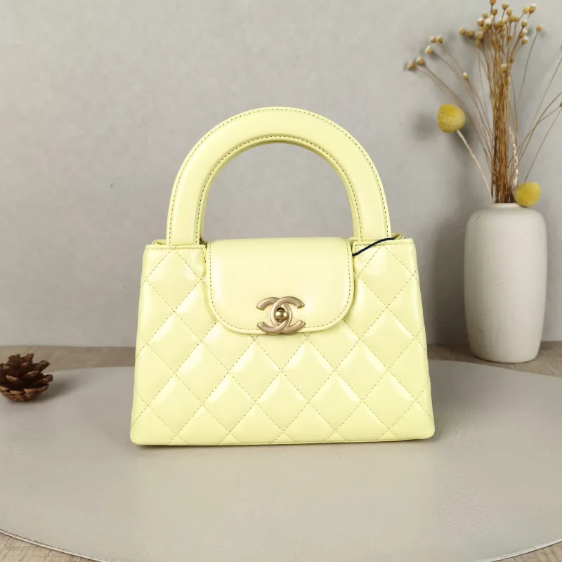 Chanel Crossbody Bag Kelly Yellow Waxed Leathermini19 × 7 × 13 cm