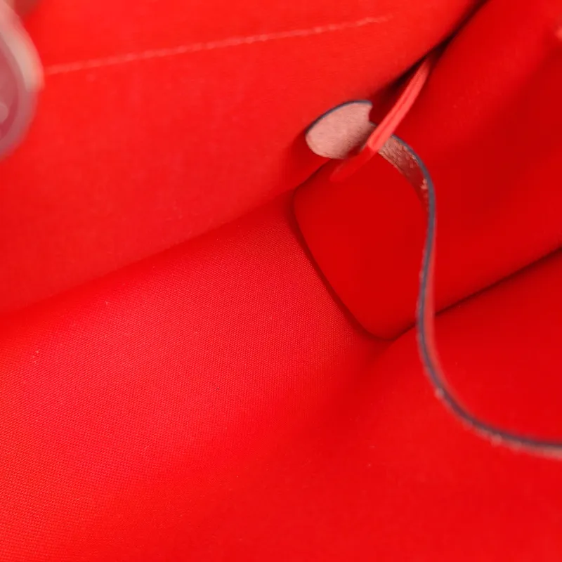 Hermès Crossbody Bag Herbag 319T 55 Calfskin，Canvas Medium30.5 × 11 × 25.5 cm — detail view 1 of 11