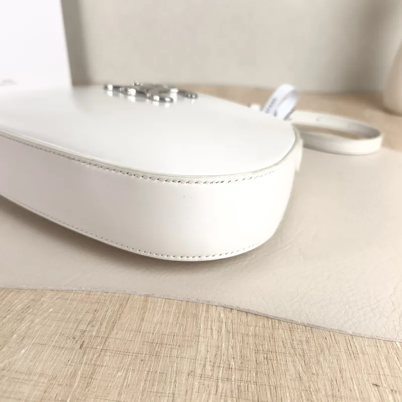 CELINE Shoulder Bag tilly White Calfskin Medium 22 × 4 × 13.5 cm — detail view 8 of 10