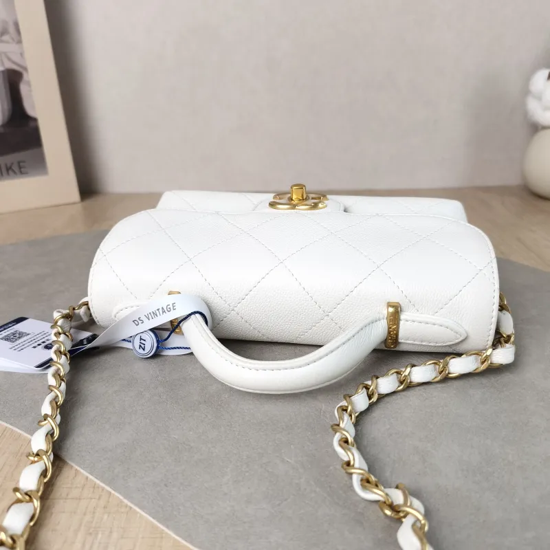Chanel Crossbody Bag 25k cf Collection Top Handle Bag White Gold Grained Calfskin One Size 20 × 5 × 13 cm — detail view 8 of 13