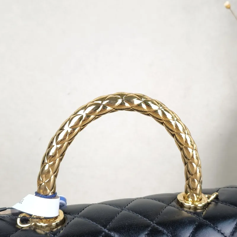 Chanel Crossbody Bag Coco Handle​Black Calfskin Small24 × 10 × 14 cm — detail view 9 of 13
