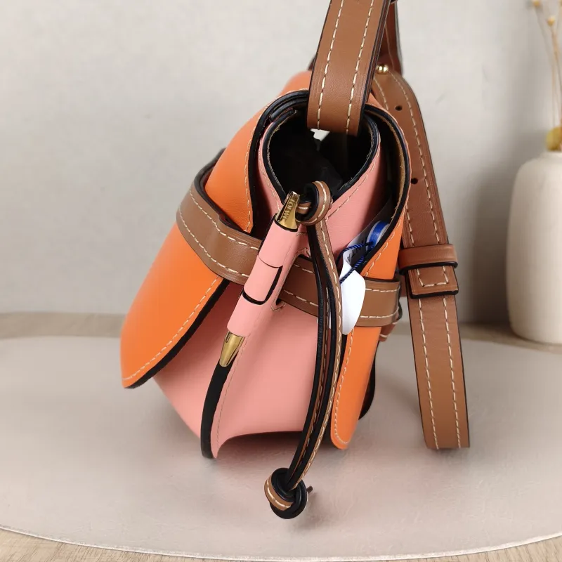 LOEWE Crossbody Bag Gate Colorblock Calfskin Medium 25 × 11.5 × 19 cm — detail view 8 of 11