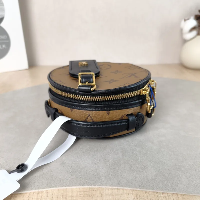 Louis Vuitton Crossbody Bag Mini BOITE CHAPEAU Monogram PVC Mini 13 × 6.5 × 12 cm — detail view 3 of 11
