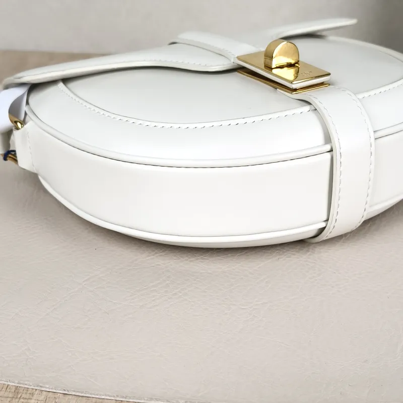 CELINE Crossbody Bag Besace 16 White Calfskin Small19 × 6 × 17 cm — detail view 11 of 11
