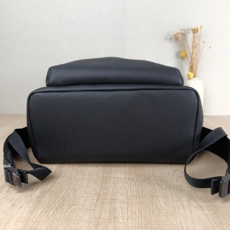 Louis Vuitton Backpack discovery Backpack Black Calfskin 29 × 20 × 38 cm — cover view 5 of 6