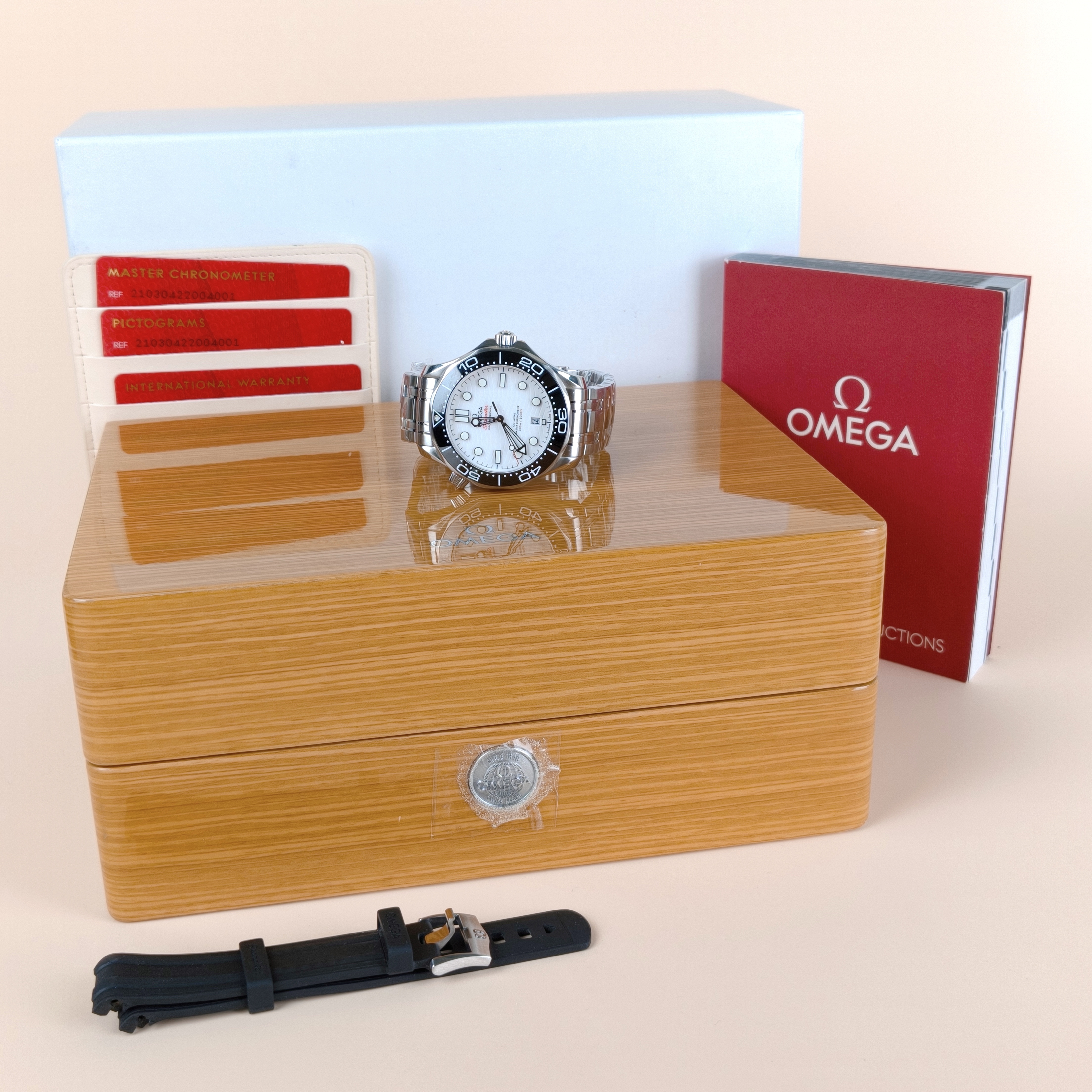 OMEGA Watch Collection Watch White One Size42mm Watch — cover view 5 of 10